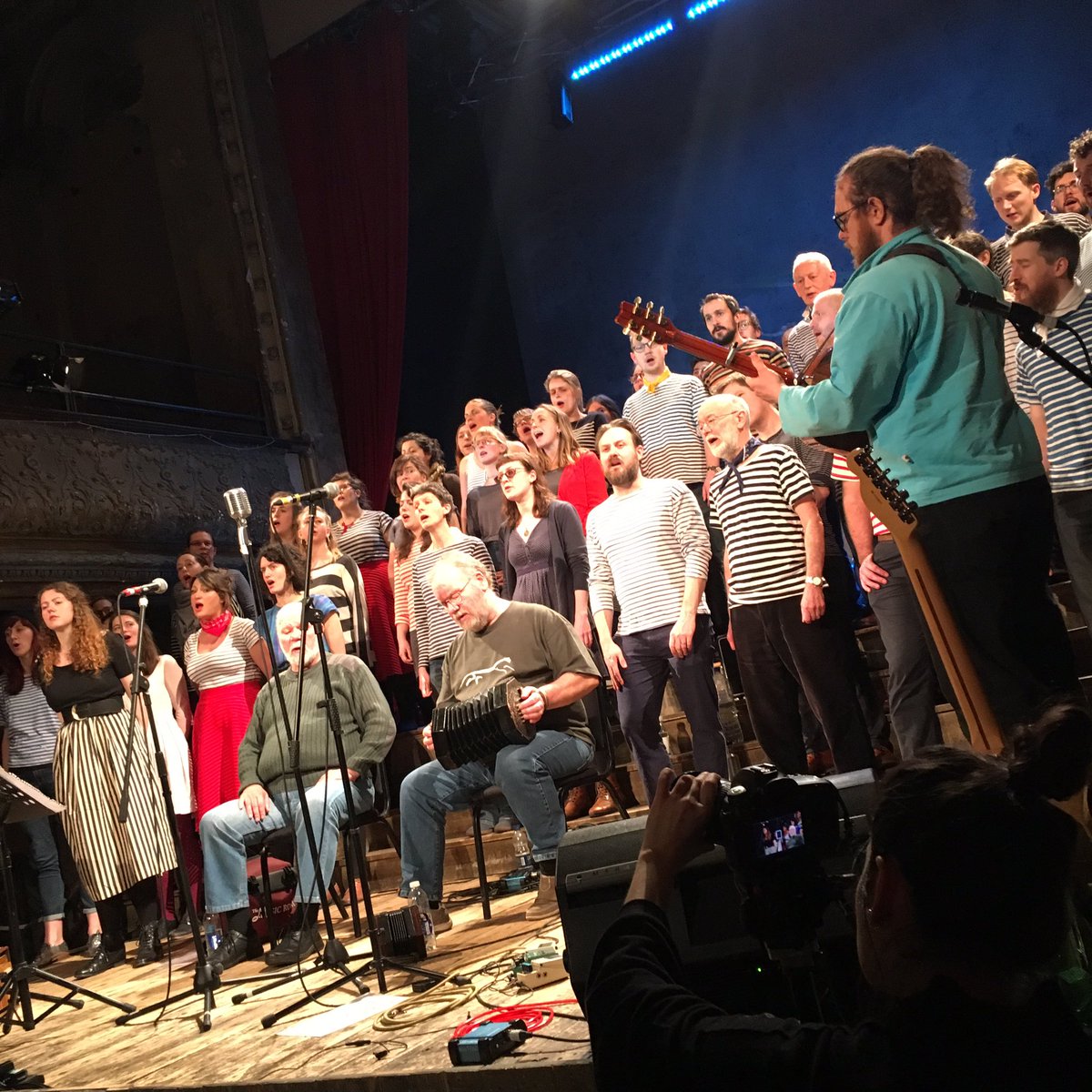 What an absolute privilege to sing with Yesterday's Men at #Sailortown <a href="/WiltonMusicHall/">Wilton's Music Hall</a>