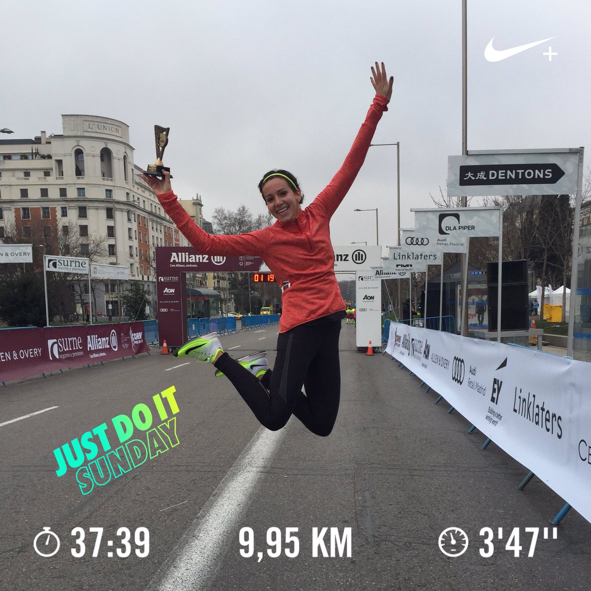 runloloco's tweet photo. Gracias @icam_es por esta maΓ±ana! Y enhorabuena a todos los que han cruzado la meta!! πͺπΌ #runloloco #nrc #nrcmad #CorreporloJusto #justdoit https://t.co/bIVy2GCN0d