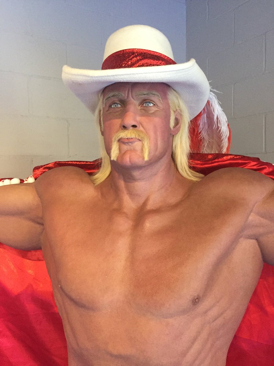 Oh hell,we can't forget about "ThunderLips" the Ultimate Male,brother HH https://t.co/JklK4p9emw