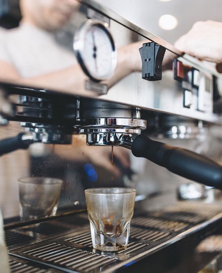 Inthesacapp's tweet photo. Espresso yourself. Happy Sunday, courtesy of @insightcoffee! #inthesac https://t.co/osK4WGwGik