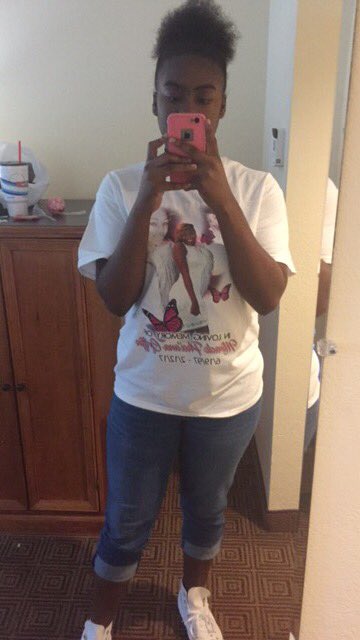 LivinnLikeLA's tweet photo. 💘 #LongLiveMiracle https://t.co/M0LD7dXlhk