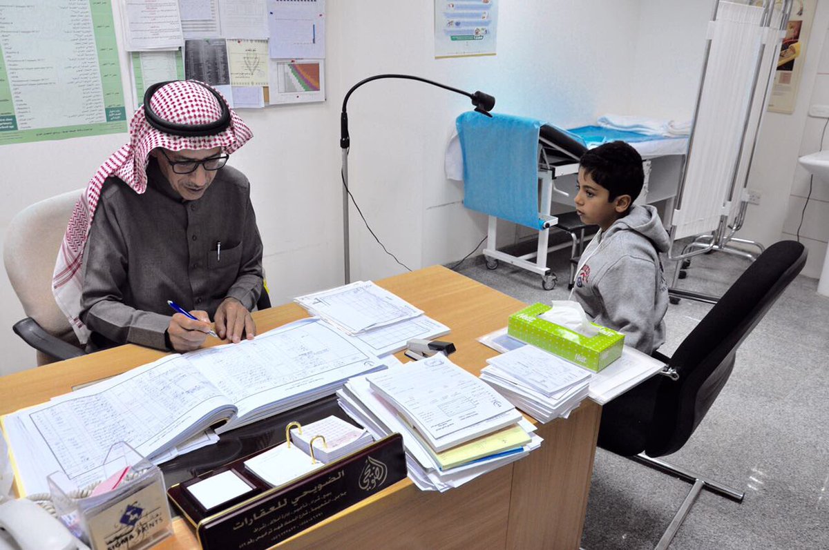 يستضيف مركز عبدالعزيز الشويعر ب #جلاجل د.محمد التركي استشاري طب وجراحة المسالك البوليه
والتسجيل من خلال الرابط👇🏻
goo.gl/forms/a0neQ7AW…
.
.