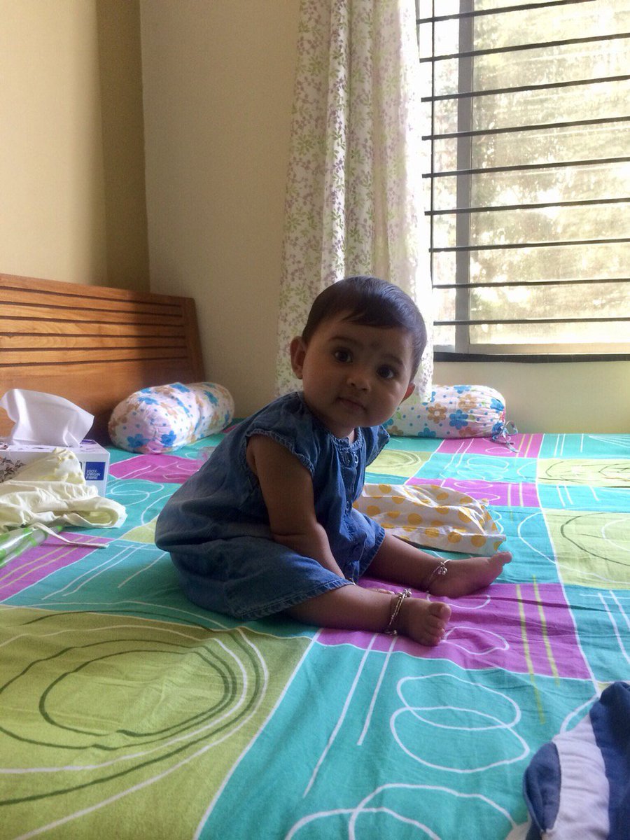 aarohi_c's tweet photo. Look Ma, I can sit by myself 💪🏼🐒 https://t.co/R0SPENL6LI