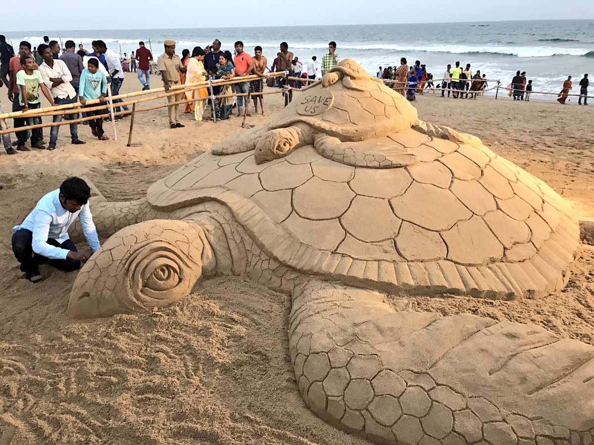 sudarsansand's tweet image. On the occasion of #CleanBeachFest , My SandArt on #Turtle awareness at #Gopalpur beach in Odisha