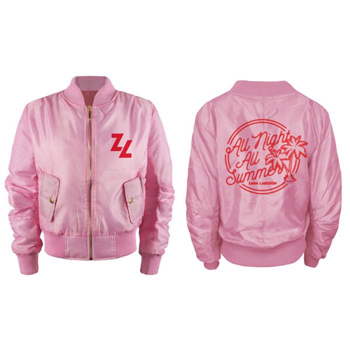 zarastaylor's tweet image. help a poor girl to get this jacket by retweeting &amp;lt;33333