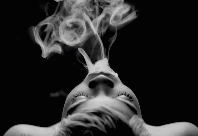 Big Tobacco Wants to Teach Smokers How to Vape: for.tn/2gPEITG