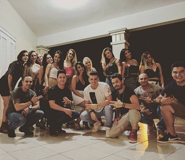 FanClubTauz's tweet photo. [#IG] 26.02.2017 | Atualização do Instagram do Tauz. (cr: tauzoficial) https://t.co/g5KTTdeU9f