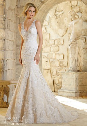 #Wedding #dresses for different seasons - bit.ly/28ZaBZw