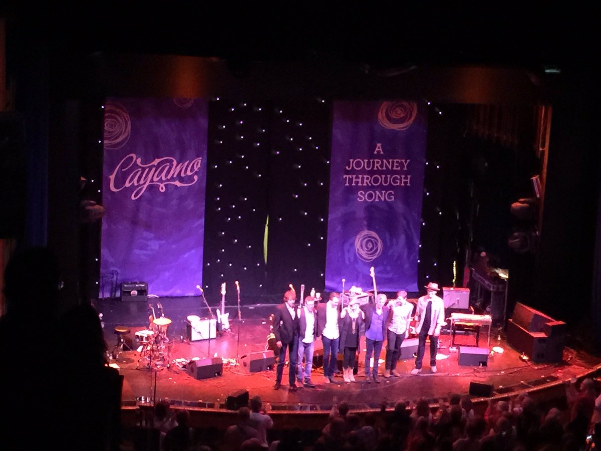 RodneyJCrowell's tweet image. Last show on @Cayamo @EmmylouSongbird @jeddhughes @stevefishell @michael_rinne @tigue33 @eamonmcloughlin