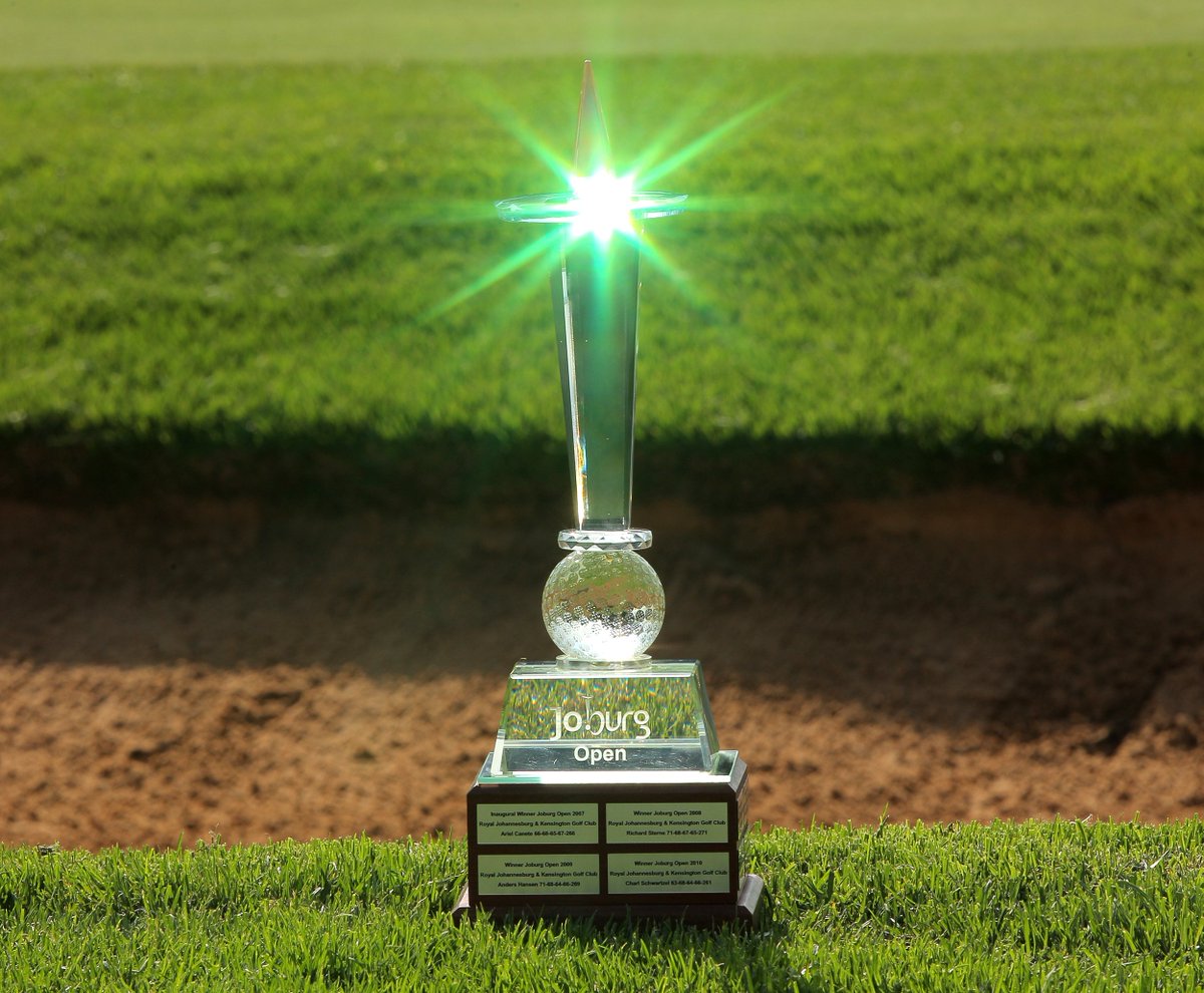 Sunshine_Tour's tweet photo. Hey @Darrenfichardt1...this belongs to you now 🏆 

#JoburgOpen2017 https://t.co/vrkBiS78bJ