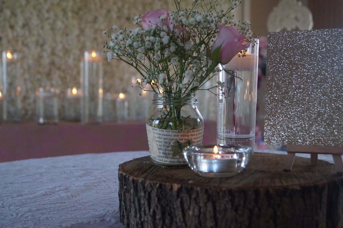 EventDressing's tweet image. 💕 Rustic wedding 💕 @box_cake #stockport #bramhall #hazelgrove #cheshire #eventdressing #wedding