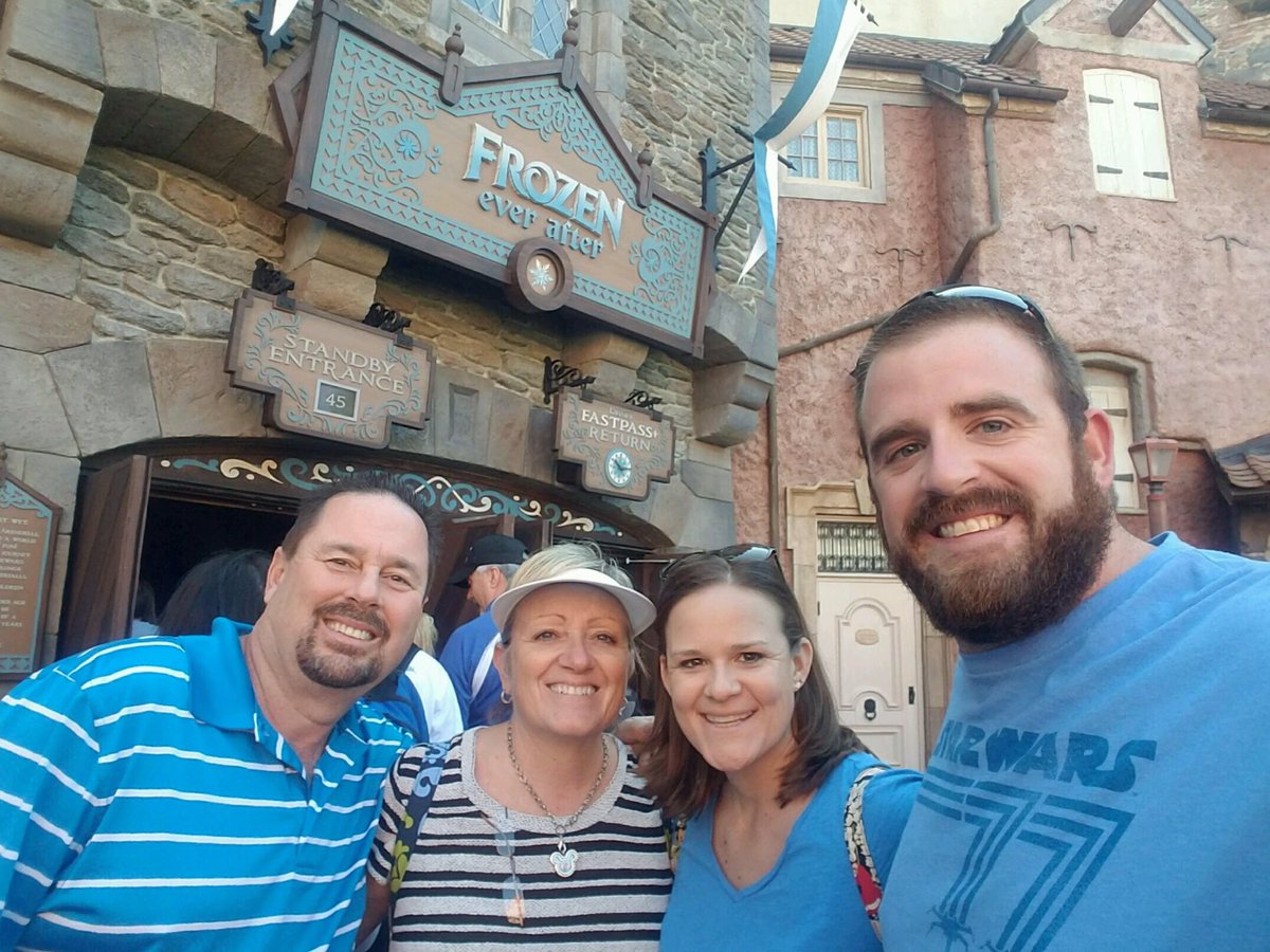 aestantz's tweet photo. Last minute trip to Disney! The only four adults on the ride with no kids! #kidsatheart  #sundaydateday #passholders https://t.co/4mJPLIV39S