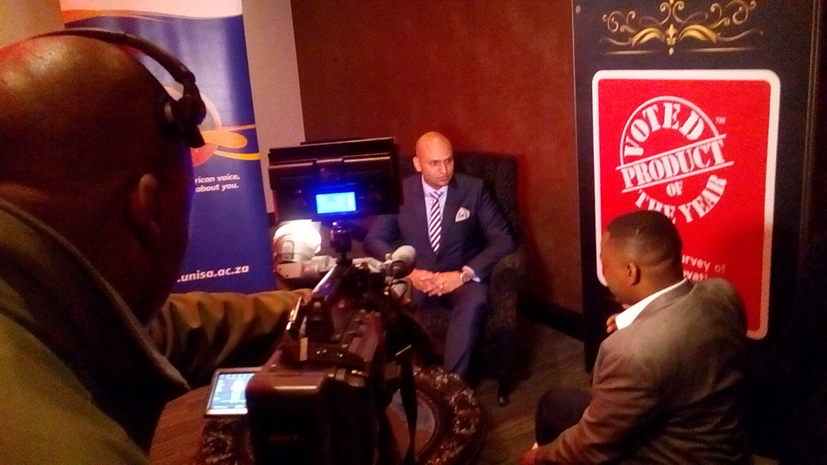 Restinguser_04's tweet image. CEO &amp;amp; Chief Innovation Analyst @iPreetesh will be telling us about  #ProductOfTheYearAwards2017. info on #SABCNetwork on #SABCnews at 19:30