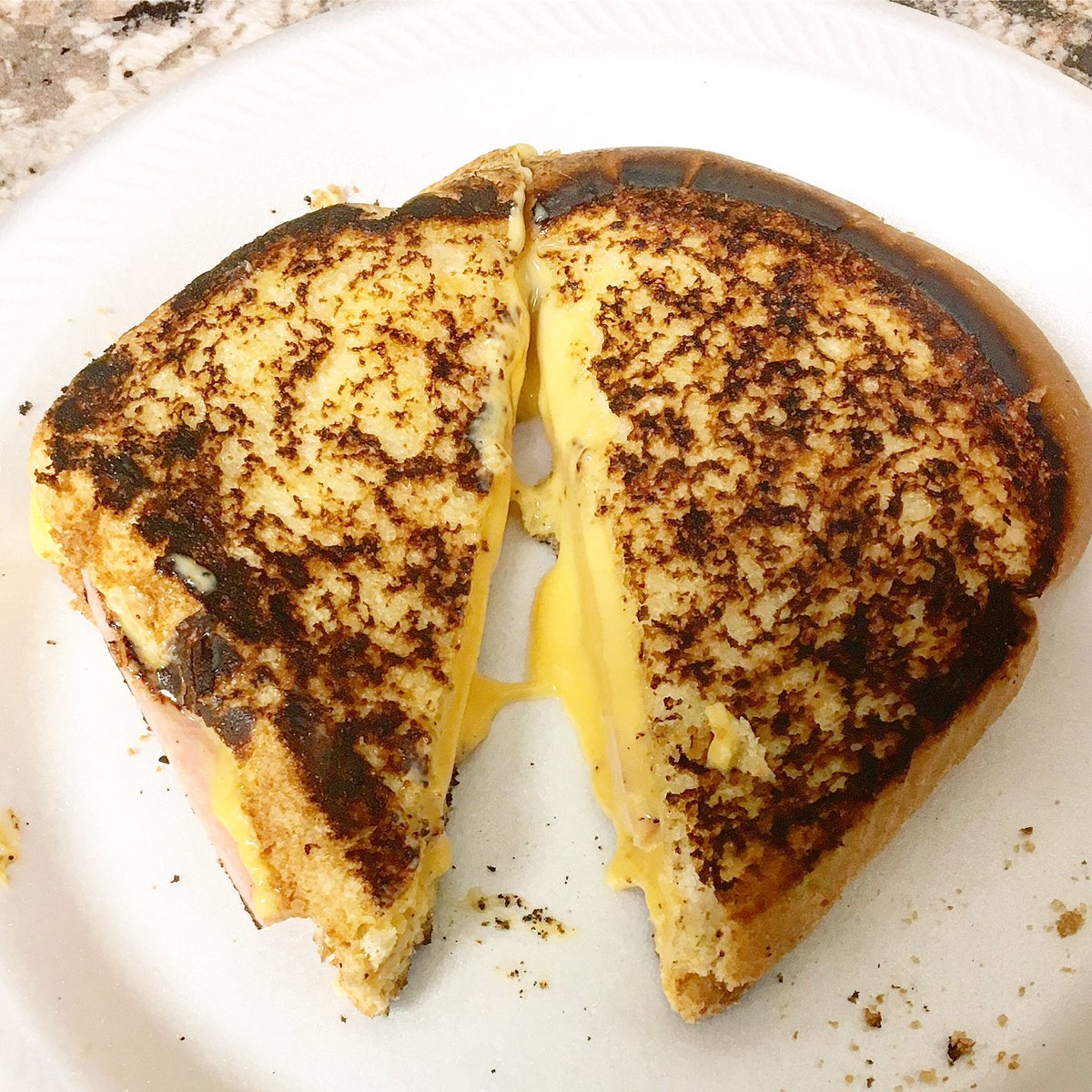 MartincdWfg's tweet photo. #grilledhamandcheese #sandwich anyone? #pipiboy loves it with pickles #thatsmyboy #neneboy just wants to be fed. #fatboy #foodporn https://t.co/0DduEXSc2c