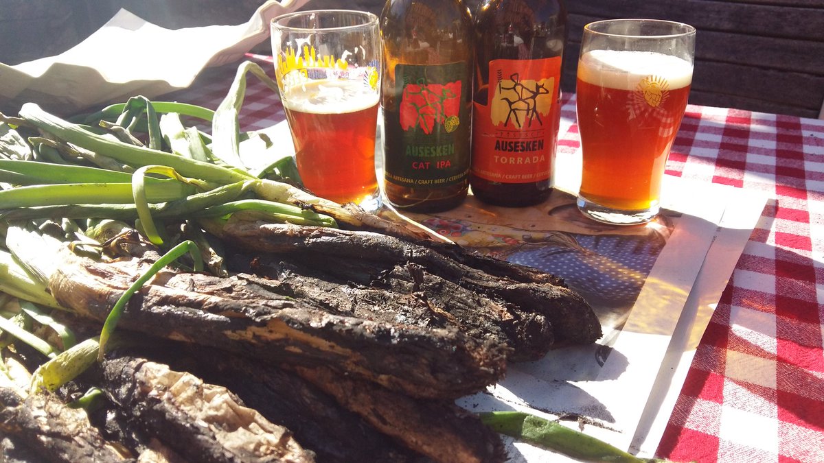 Començant la temporada de calçots amb el millor maridatge:  Ausesken Torrada i CatIpa