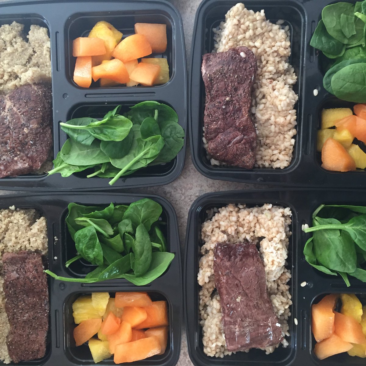 vitaminworld's tweet photo. #MealPrepSunday - Set a healthy tone for the week tonight!  💯💪😀
#cleaneating #mealprep #vitaminworld https://t.co/FSkffsH3yC