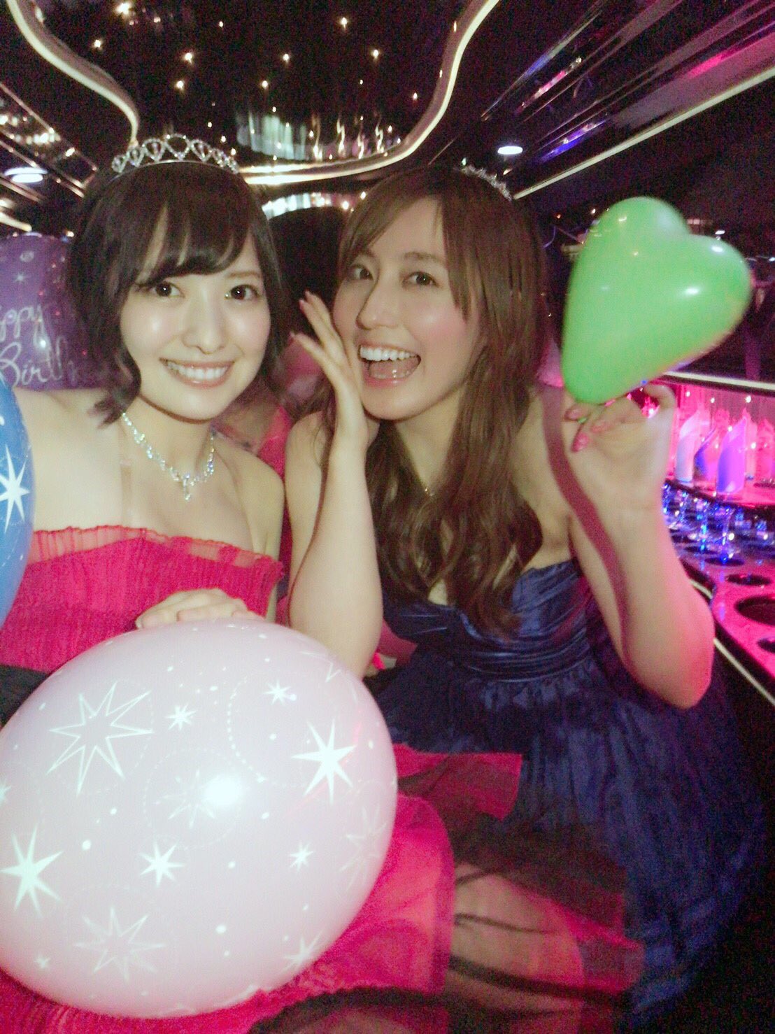 松嵜 麗 Twitterren 主役の佳村ちゃん 赤いドレス新鮮だったけど このドレスほんっっとに似合ってた 明かりの関係で 写真じゃピンクに見えるけど ほんとおめでとーう ٩ ۶ 松嵜 麗 Twitterren 主役の佳村ちゃん 赤いドレス新鮮だったけど このドレスほんっっとに似合ってた 明かりの関係で 写真じゃピンクに見えるけど ほんとおめでとーう ٩ ۶