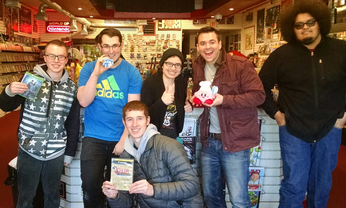 HeyDaveDawson's tweet image. Thanks @digitalpress and @ACMenes  for hanging out and letting us film! Cheers from all of us at @PressStartWP #GamersUnite #nerdgamer