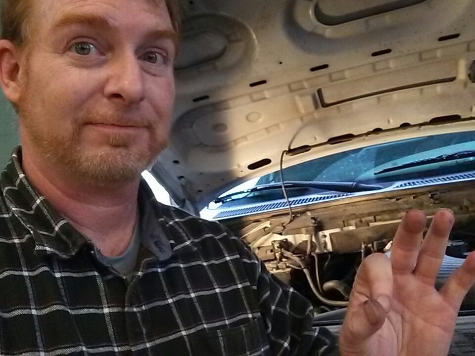 mrjamesmclendon's tweet photo. Yay, my adolescent years of growing up with mechanics...engine dying issue solved.  MacDAWG 1/ Truck 0! https://t.co/yhSFmSp9tt