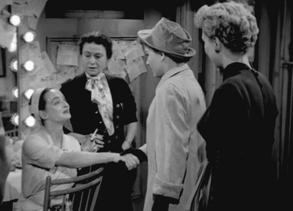 ALL ABOUT EVE (1950) remains the only film ever to have received four female acting Oscar nominations. #Oscars #film #BetteDavis