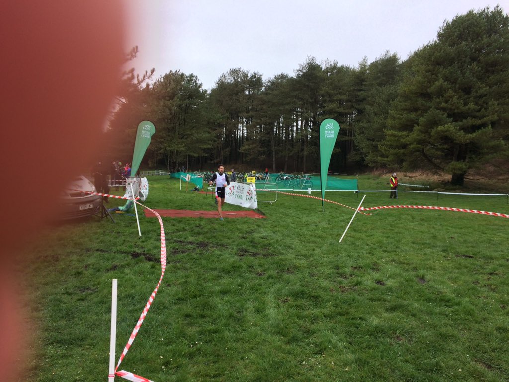 Gareth Payne 1st across the line in today's standard distance at Pembrey, with Callum Hughes a close 2nd and Lewys Hobbs 3rd ^wk.