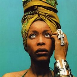 Happy birthday to the amazing Erykah Badu. I grew up loving your music, thanks to my Momma Bear! 