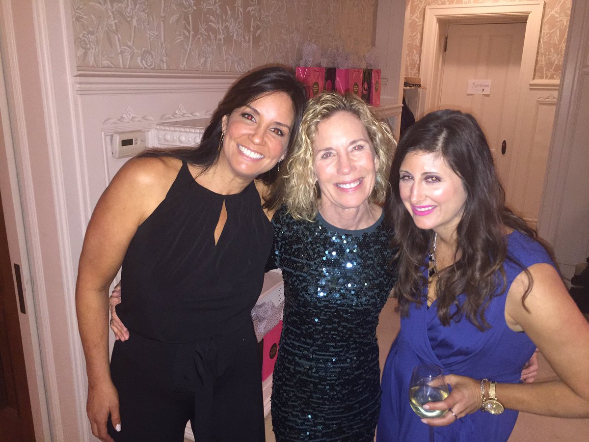 TanyaORourke's tweet photo. So much fun last night celebrating @CarolWCPO. Her last day is Friday. So DONT MISS A MINUTE OF HER last week! Love her! @WCPO @Murraysm13 https://t.co/9ZaLPgJdes