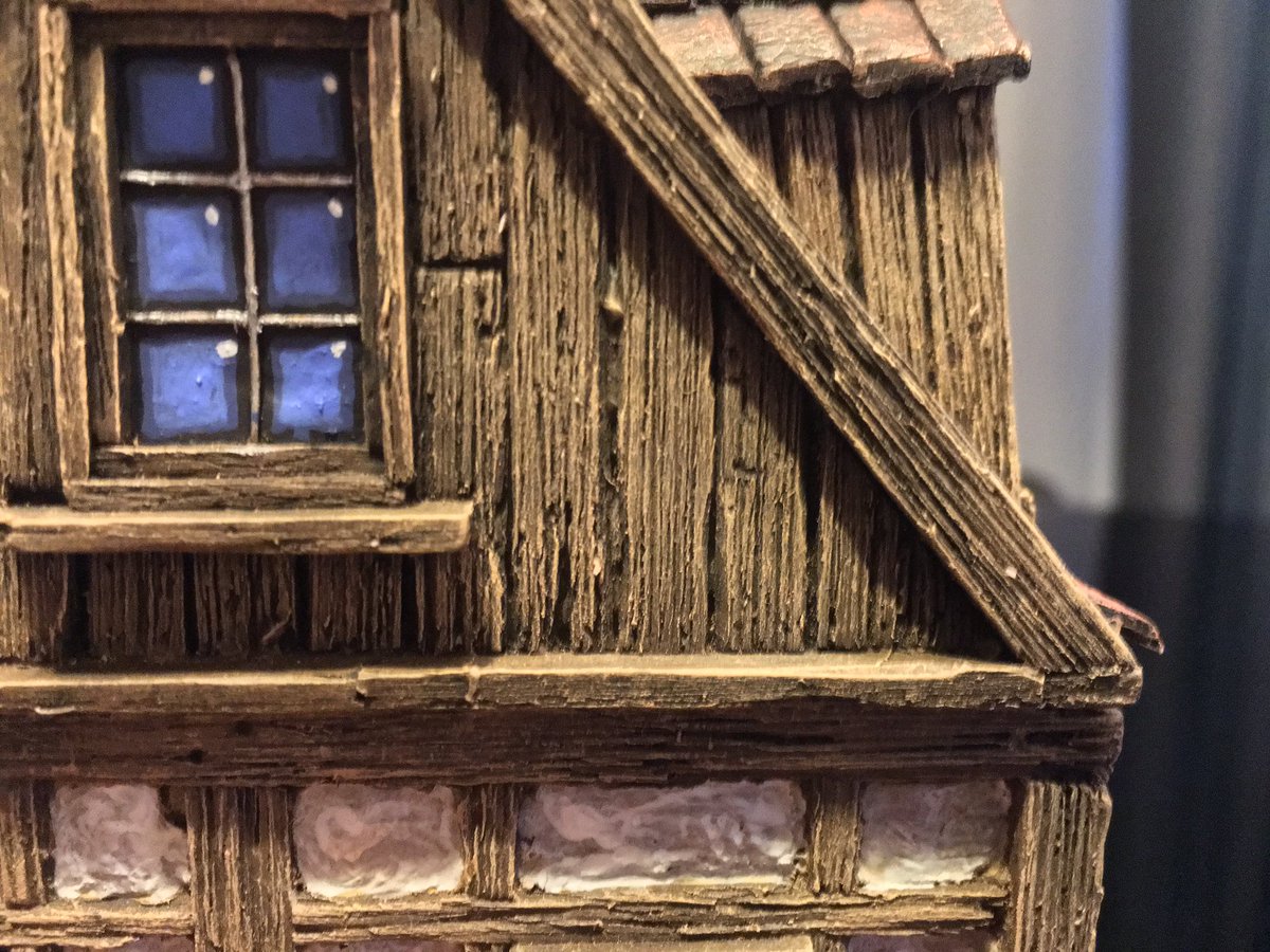 gameterraincouk's tweet photo. Gable end detail of Wayfarers Inn #gameterrain #frostgrave #terrain #ageofsigmar #warhammerfantasy #hordes #modelbuilding #warmahordes https://t.co/JxlGCNfZzU