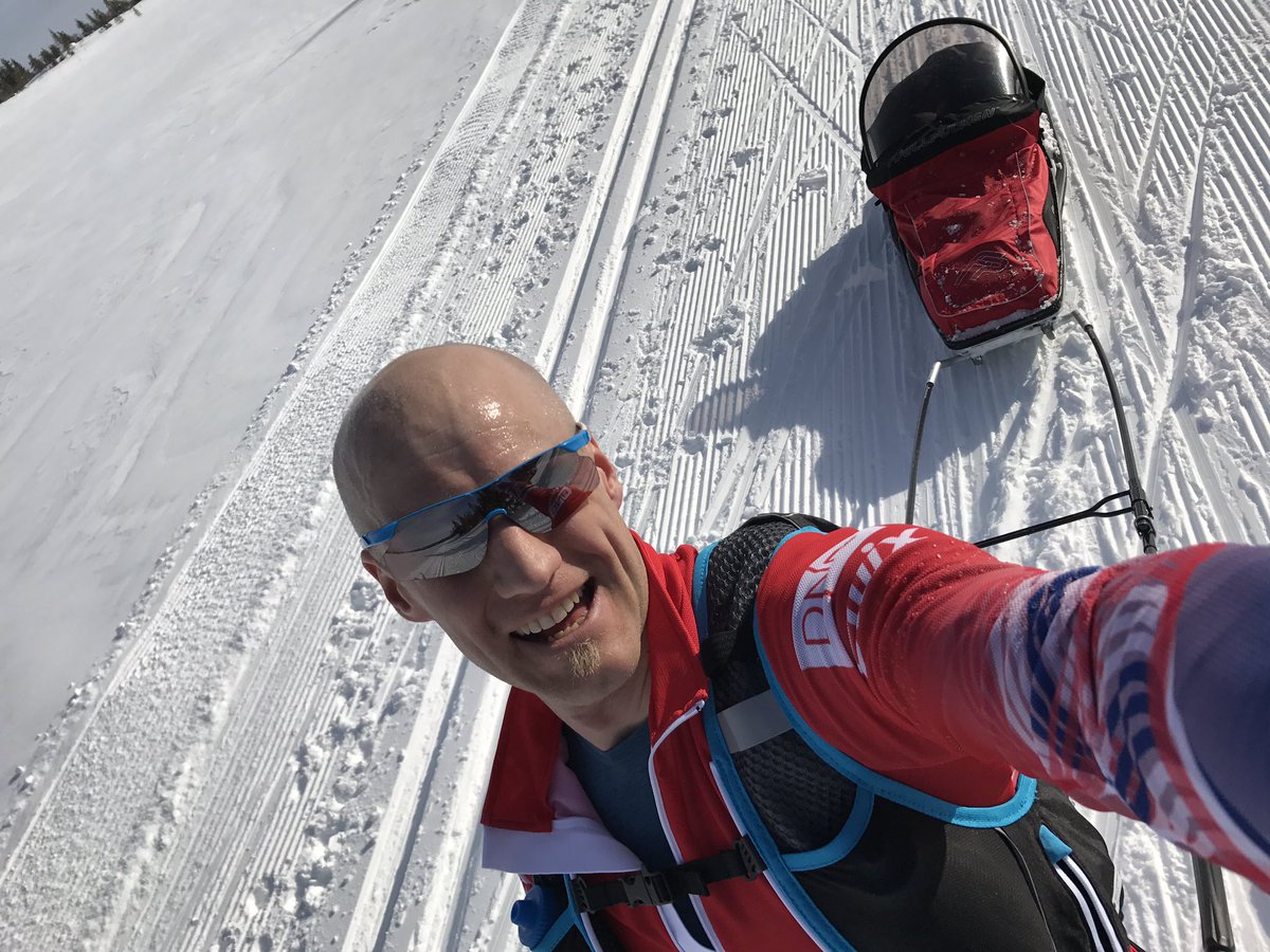 Ida och jag på en fantastiskt tur. Vinterland i vårvärme!
Med #Swix och #silvaheadlamp Strive 10 säck.
Spänd på min form..