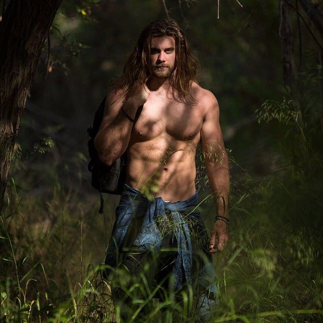 "Another long night.. Good morning everyone."

#SeductiveSunday