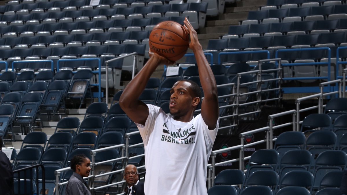 Bucks's tweet photo. Coach Kidd: Khris Middleton is going to get the start today and Beas will come off the bench. #OwnTheFuture https://t.co/FaoYkrrWpU