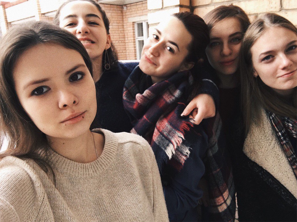 Madbread95 tweet picture
