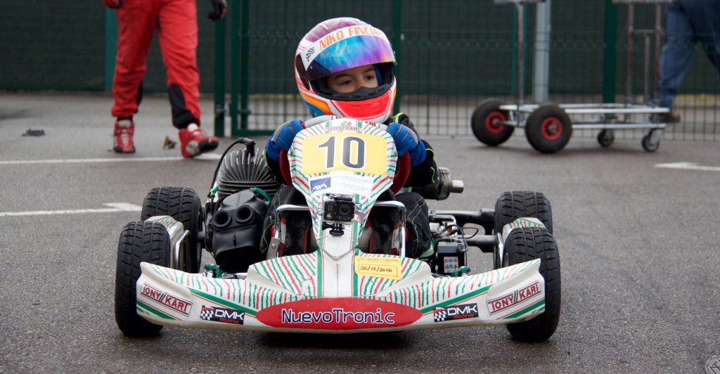 DMK_Racing's tweet photo. Niko, un Pequeño-Gran Piloto https://t.co/E2U6qJF7ia https://t.co/5YTTEbTkp2