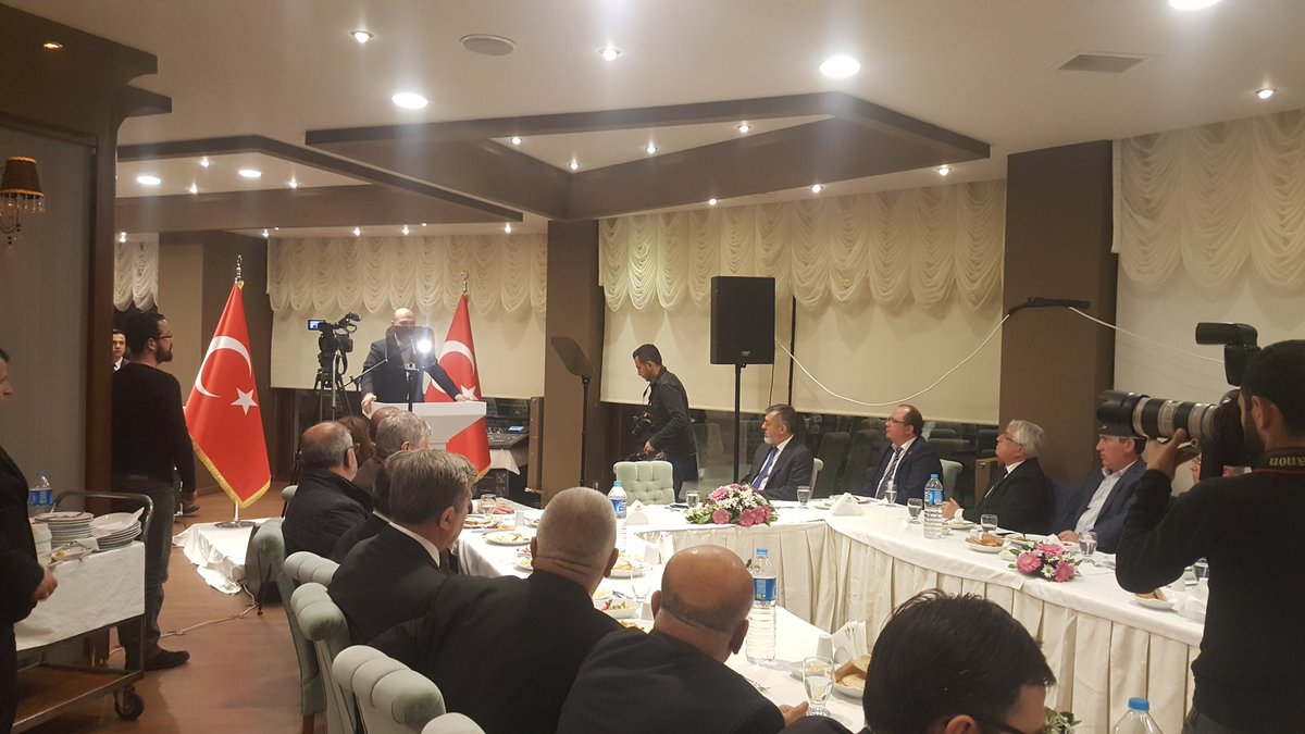 Eskimez Siyasetçiler Buluşmamızda İçişleri Bakanimiz Sn.<a href="/suleymansoylu/">Süleyman Soylu</a> 'yu Dinliyoruz...