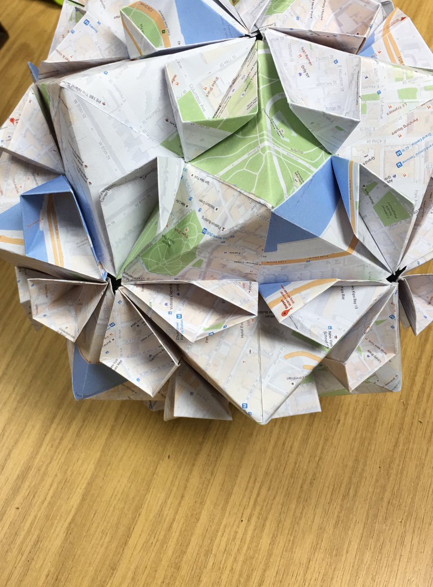 #MadeToOrder #origami kusudama for a #paperaniversary gift - map of New York with landmarks the couple visited on their honeymoon #crafthour