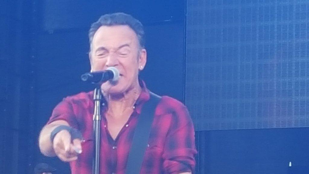 This Man Knows All About #ExceedingTargets ~ Outstanding @springsteen !!!!!