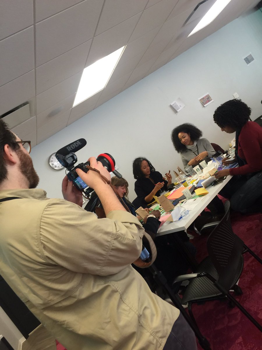 shanaymiles's tweet photo. It feels so good to come back as an alumni for @innovatorsbox #CreativeJump workshop! This is the best innovation workshop in DC! https://t.co/Y69aML2uQ7