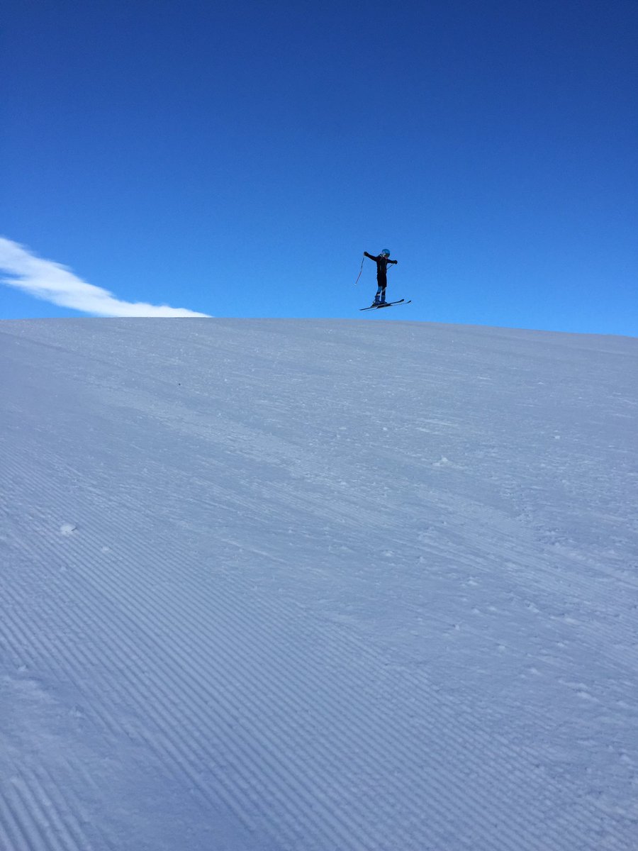 Gonna miss being with the snow for a bit, see u again in 2 weeks for my sisters wedding ❄️