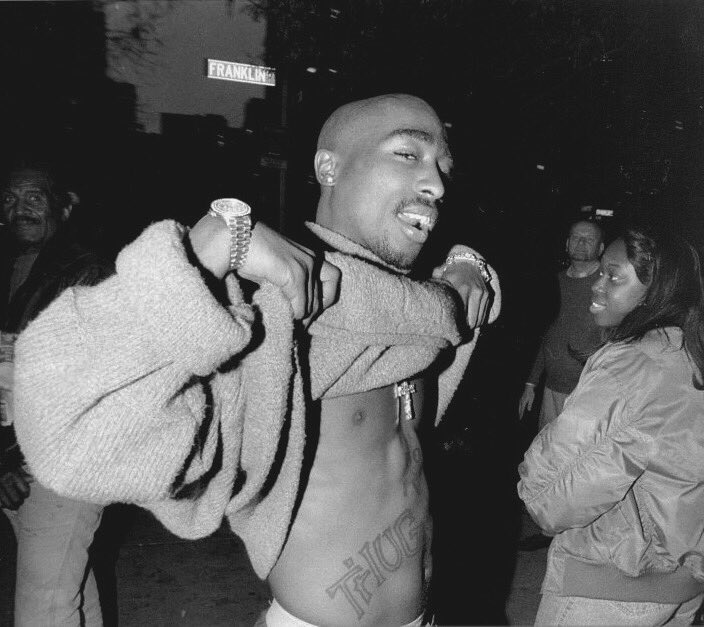TupacShakurLC's tweet photo. https://t.co/XBp5YXbNSh