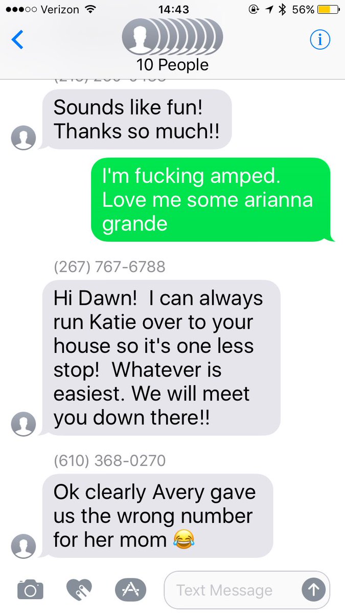 _cocc_'s tweet image. Can't wait for the Ariana concert