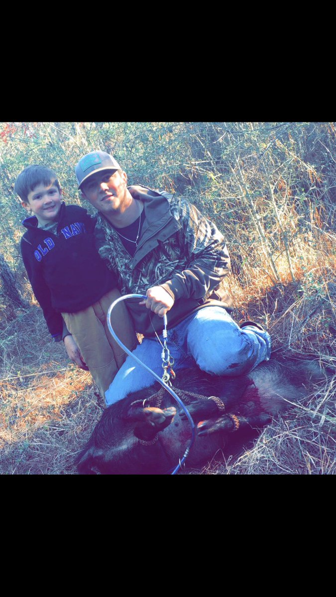 DeasonJake's tweet photo. Me an bubba getting it done this morning! https://t.co/Z9WuznoK6x