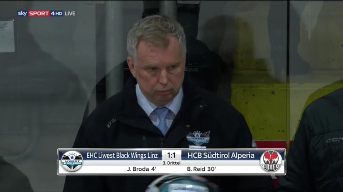 SkySportAustria's tweet photo. 1:1 nach 60 Minuten: Es geht in die Overtime! #EHLHCB #SkyEBEL https://t.co/R7Vq5uMEEr