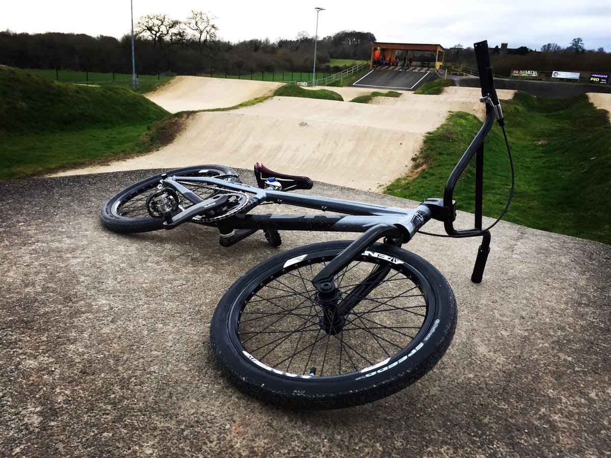 Ian Wallace tweet media