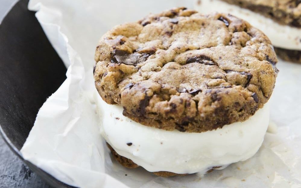 pizzuvio's tweet photo. We're proud to announce that we will be offering Leona's Ice Cream Sandwiches at our downtown location! @LeonasLLC #Pizzuvio https://t.co/cu5dlxCQkl