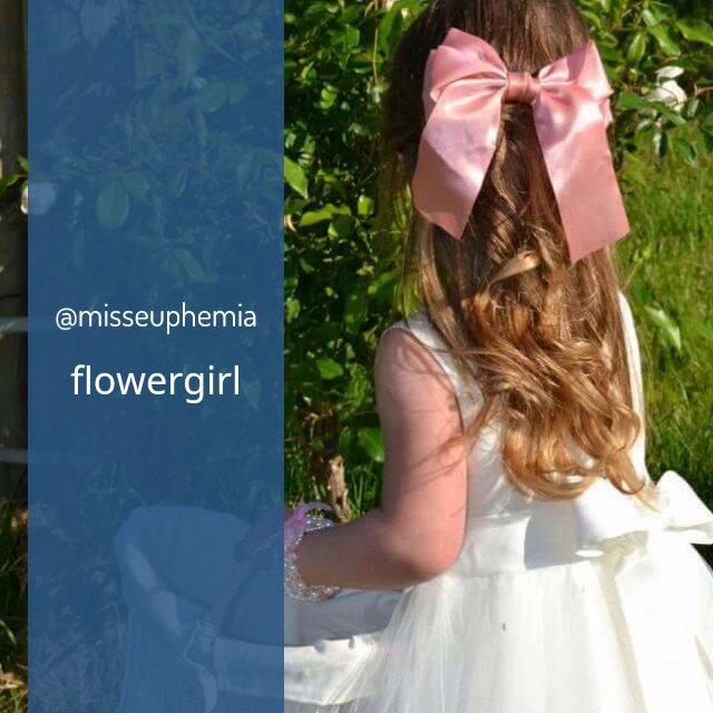 tracyscentsy's tweet photo. flowergirl via https://t.co/RU9VHSqfss https://t.co/FgE7w1xOry