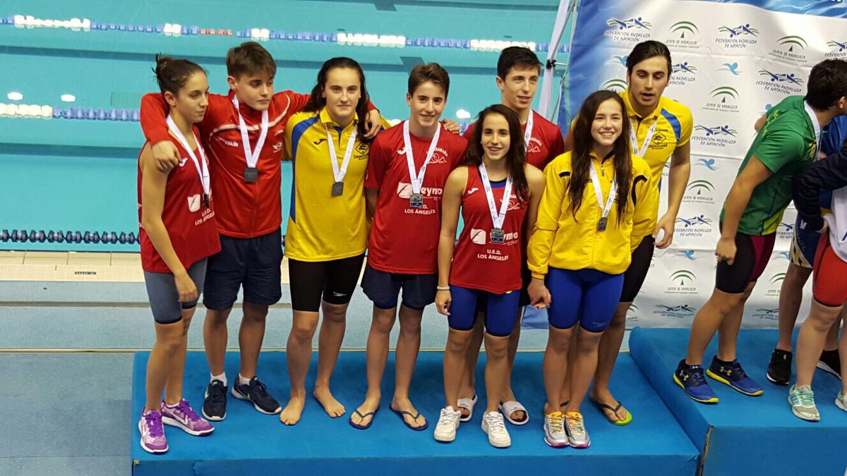 CNGranada's tweet photo. Selección GRANADINA, PLATA 8x50 Estilos mixto (J.A Morales Ana G Santi N Lucia R Javi M Marta B Carlos M Ines F) 
#CtoAndaluciaInfantil https://t.co/7QuUeO1pO5