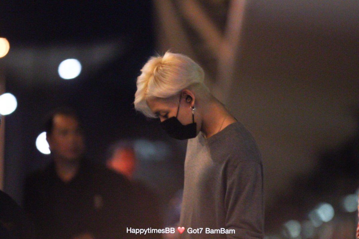 HappytimesBB's tweet photo. [170227] พักผ่อนเยอะๆ น๊า 🐍
@BamBam1A 😊
#BamBam #뱀뱀 #GOT7 
#WelcomeGOT7toThailand https://t.co/dfrfwtgHI5