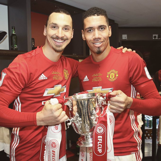 View image on Twitter