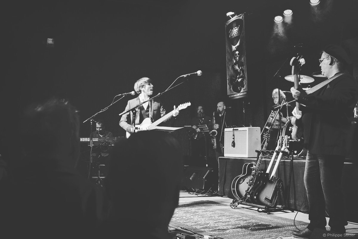 FloBauerOff's tweet image. Super soirée hier au Wood Stock Guitares pour la sortie du premier album du #FloBauerBluesProject !
Merci à tous d'avoir été là !