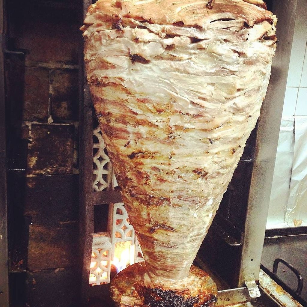 elsaudi_mx's tweet photo. El trompo te espera en Sucursal Ruíz Cortines :D #ElSaudi #Veracruz #foodie #comida #Bocad… https://t.co/jxMZSvSF8o https://t.co/5uYuP23yke